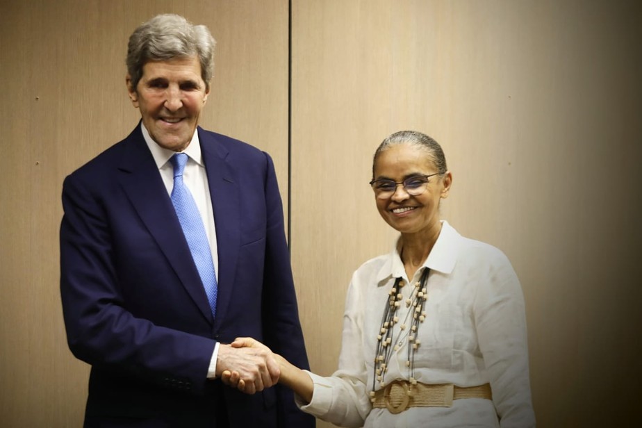 c enviado especial para o Clima da Casa Branca, John Kerry, e a ministra do Meio Ambiente, Marina Silva
