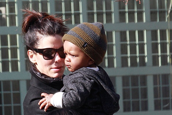 Sandra Bullock and her son Louis (Photo: Getty Images)