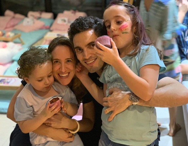 Teresa Ruas e a família (Foto: Arquivo pessoal)
