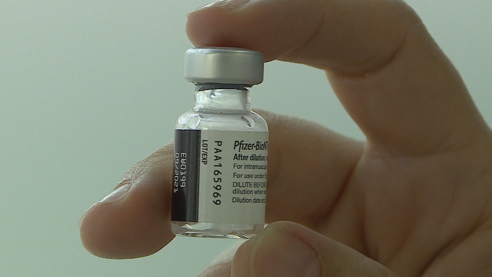 Gestantes e puérperas estão sendo vacinadas com doses da Pfizer — Foto: Reprodução TV Globo