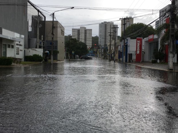 Chove 55,8 milímetros em Natal (Foto: Filipo Cunha/Inter TV Cabugi)