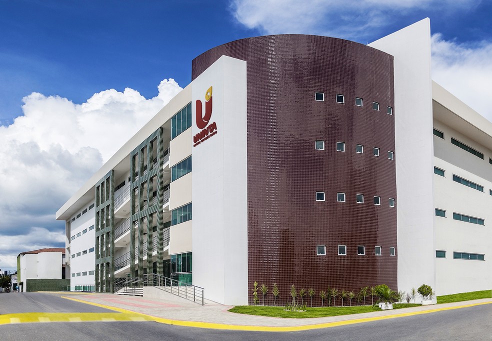 Com 18 anos e conceito de excelência segundo o MEC, o Centro Universitário Inta (UNINTA) se destaca na paisagem da educação superior do Ceará por sua infraestrutura e qualidade de ensino.  (Foto: Divulgação)