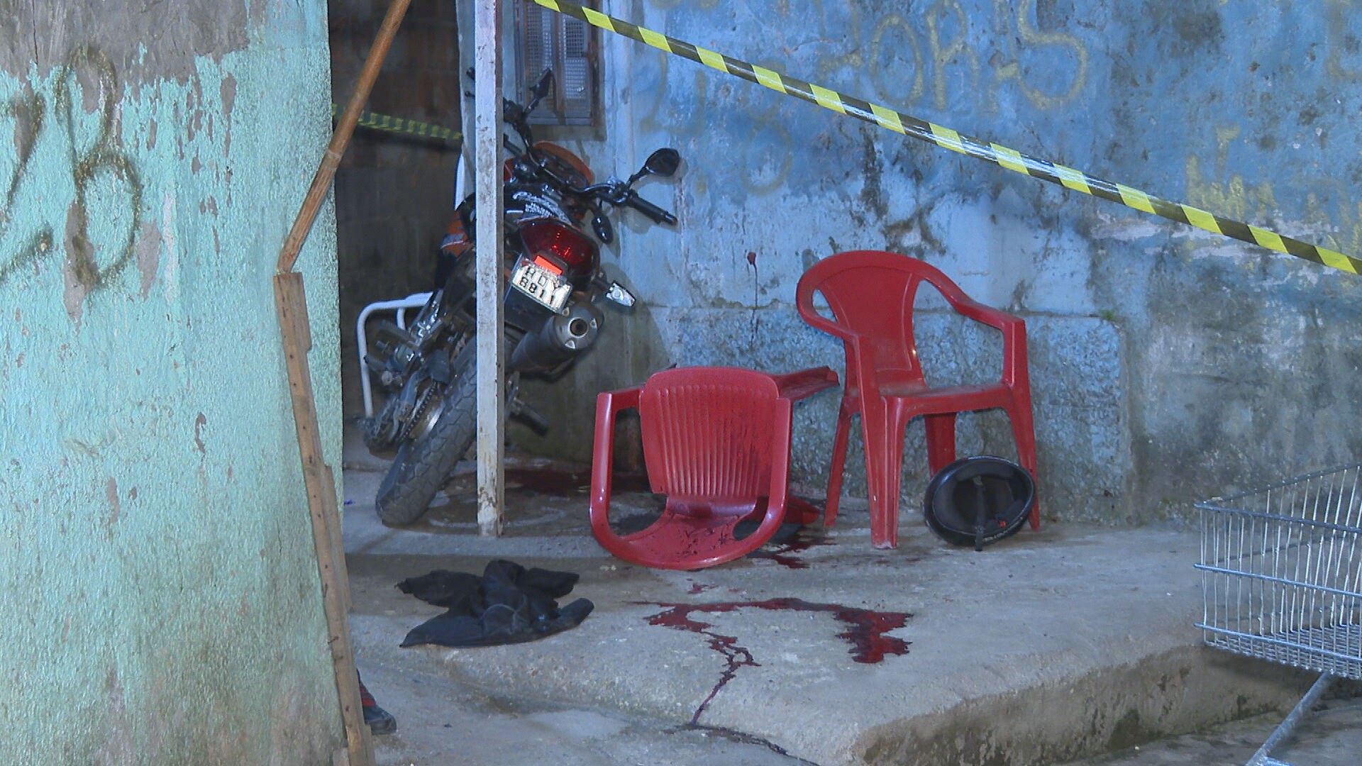 Suspeito morre após ser baleado pela polícia durante perseguição na região da Pampulha em BH