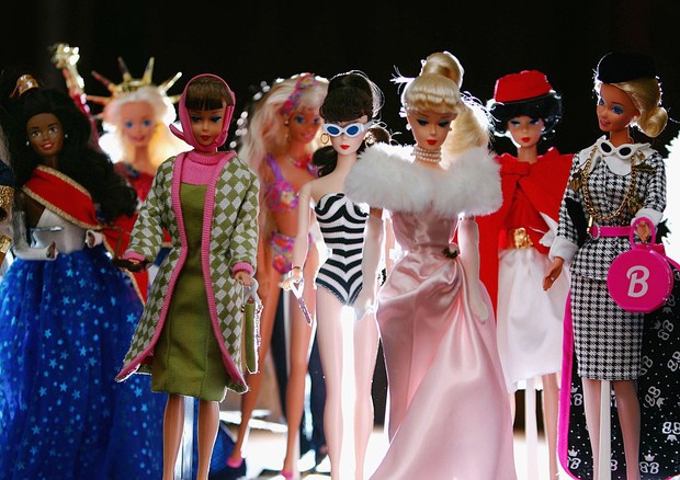 SYDNEY, AUSTRALIA - MAY 18:  The toy doll Barbie appears in her various incarnations at Leuralla NSW toy and railway museum, as the iconic doll approaches her 50th birthhday May 18, 2007 in Sydney, Australia. First launched at the New York Toy Show in 195 (Foto: Getty Images)