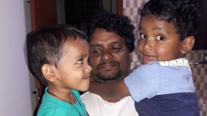 Rajesh tinha dois filhos pequenos (Foto: MARY JAYASEELAN)