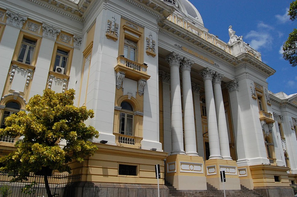 Plantão do 2º grau do TJPE é realizado no Palácio da Justiça, na Praça da Repúblcia, região central do Recife — Foto: Arquivo/G1