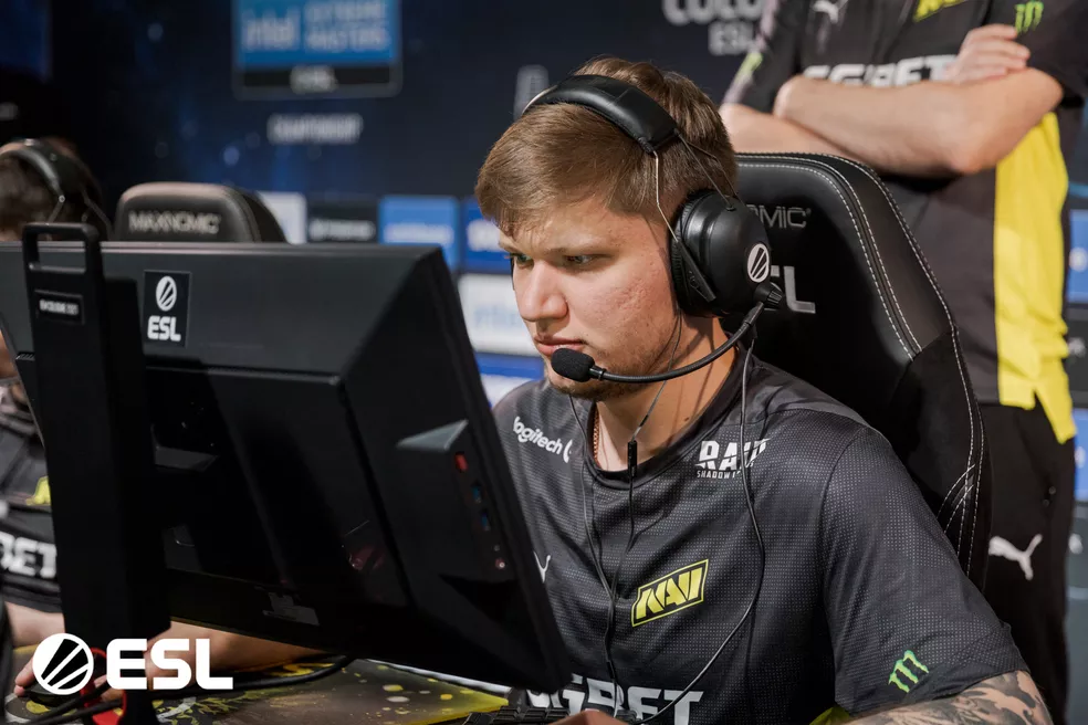 NA'VI favorita? Antwerp é o 11º Major de s1mple s1mple navi.jpg