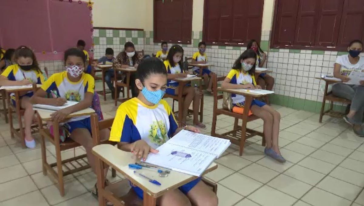 
Alunos de 495 escolas da rede pública do AC voltam às aulas presenciais nesta segunda (4)