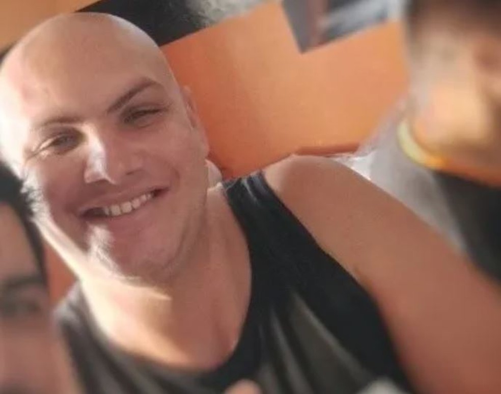 Motociclista de 33 anos morre em São Carlos após colisão com carro — Foto: Reprodução/acidade on
