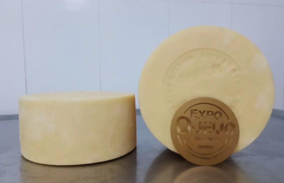 Queijo produzido em Alagoa (MG) foi premiado em concurso internacional  — Foto: Reprodução/EPTV 