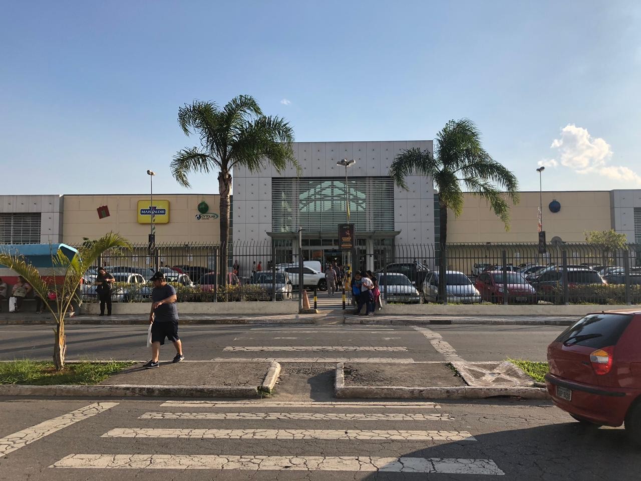 Lojas dos shoppings do Alto Tietê reúnem mais de 45 vagas de emprego nesta terça-feira
