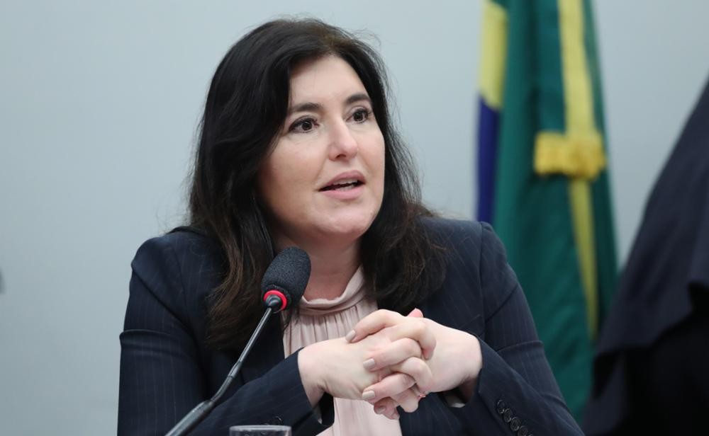 Ministra do Planejamento diz que é ‘mais fácil’ elevar arrecadação do que cortar gastos