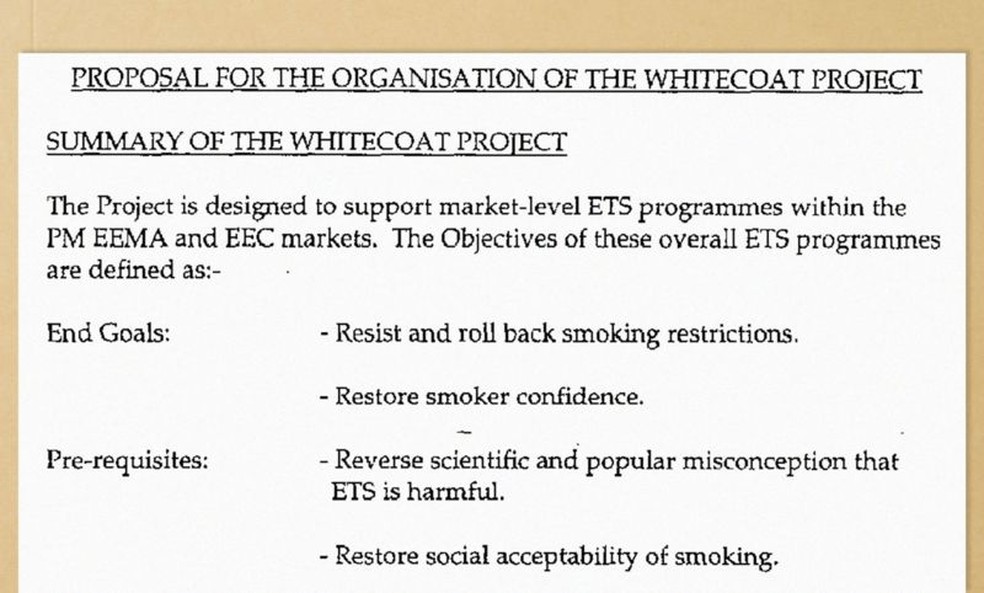 Assim como no debate climático décadas depois, o projeto (chamado "Whitecoat", ou jalecos brancos) colocou cientistas para debater com cientistas — Foto: BBC
