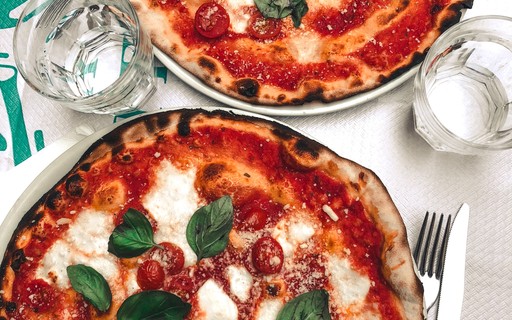 Pizza doce: aprenda uma receita de pizza de churros - Revista