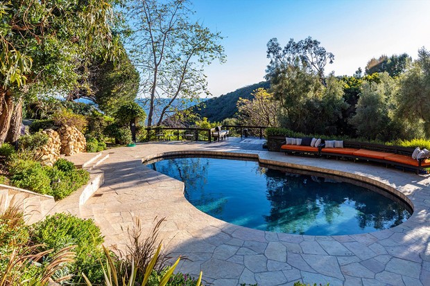 Mel Gibson reduz valor de mansão de 22 mil m² nas montanhas de Malibu (Foto: Divulgação)