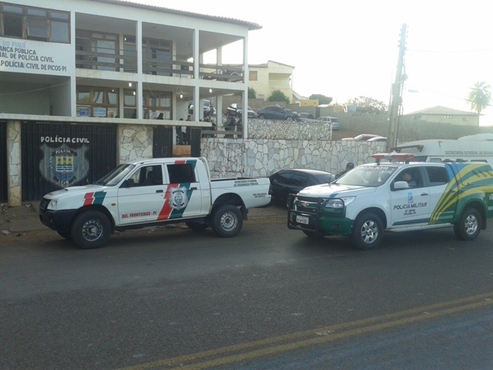 Delegacia Regional de Picos, no PiauÃ­ (Foto: DivulgaÃ§Ã£o/Portal RiachÃ£o Net)