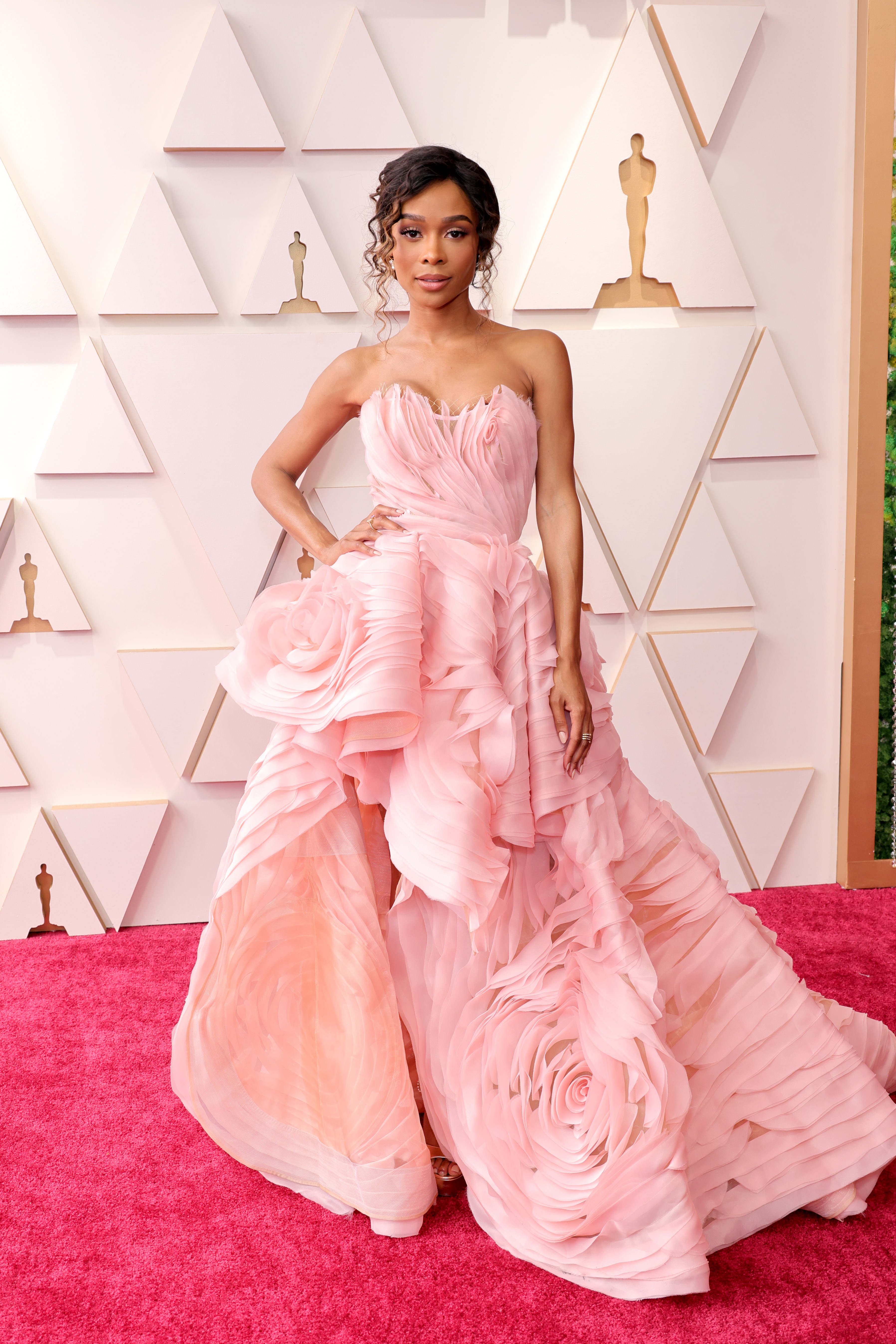 HOLLYWOOD, CALIFORNIA - MARCH 27: Zuri Hall attends the 94th Annual Academy Awards at Hollywood and Highland on March 27, 2022 in Hollywood, California. (Photo by Momodu Mansaray/Getty Images) (Foto: Getty Images)