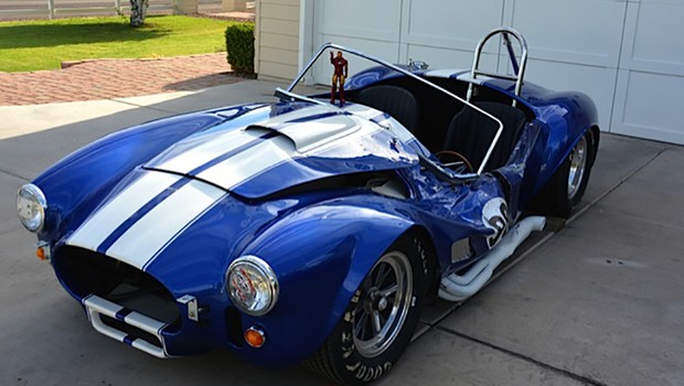 Voc 234 Compraria Um Shelby Cobra Batido Pelo Homem De Ferro