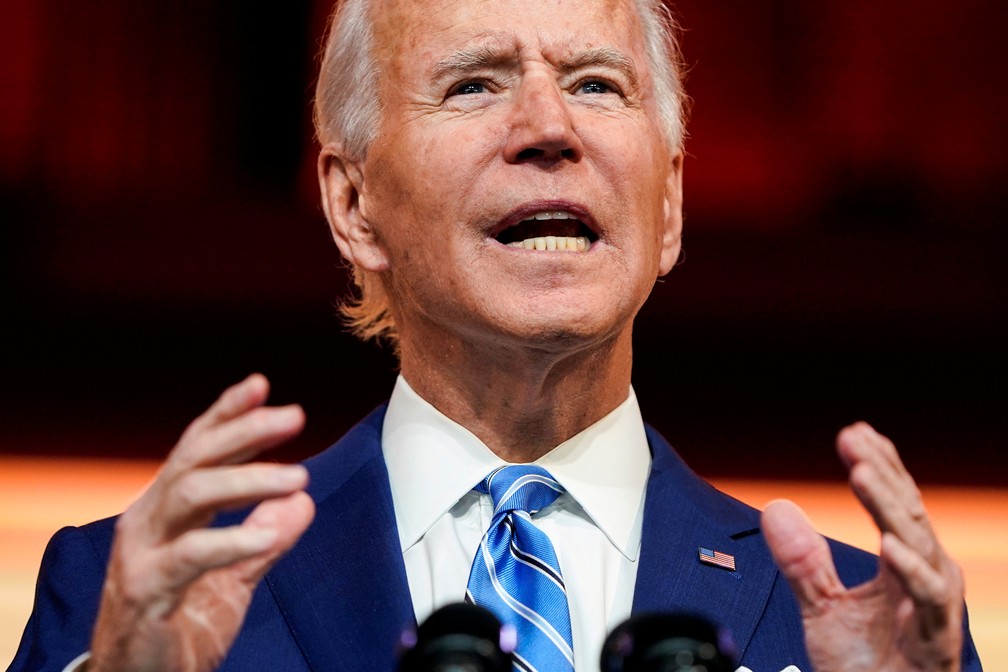 Joe Biden discursa em 25 de novembro como presidente eleito em declaração dada antes do Dia de Ação de Graças — Foto: Joshua Roberts/Reuters