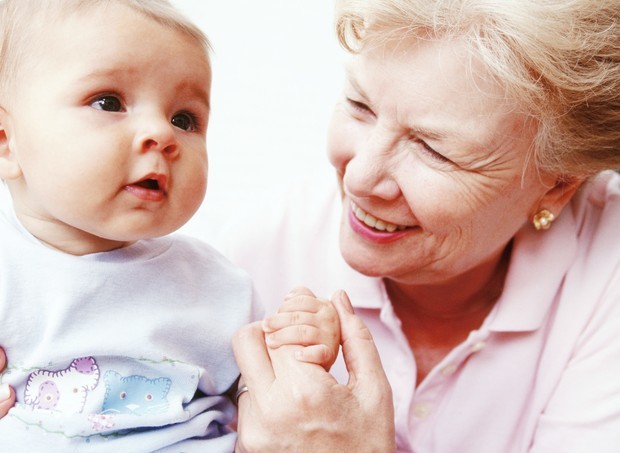 avós com os netos (Foto: ThinkStock)