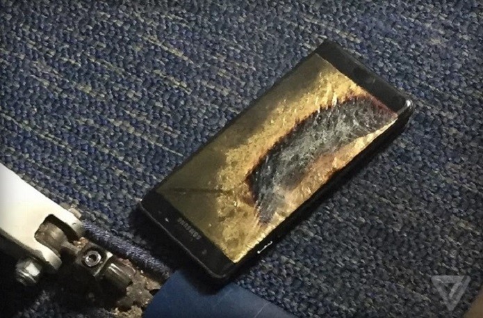 Galaxy Note 7 queimado após suposto incidente com bateria (Foto: Reprodução/Brian Green/The Verge) (Foto: Galaxy Note 7 queimado após suposto incidente com bateria (Foto: Reprodução/Brian Green/The Verge))