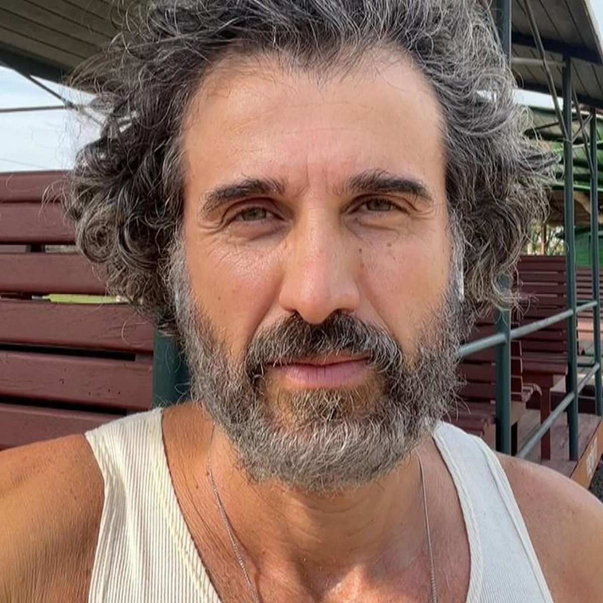 Eriberto Leão completa 25 anos de estreia na Globo e lembra virada de chave na carreira Mundo
