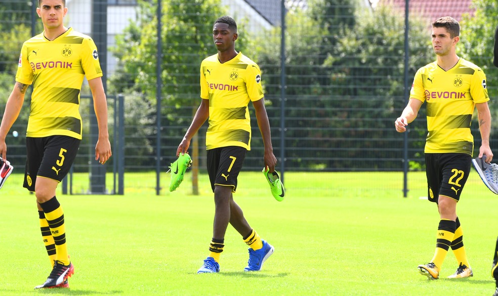 Dembélé terá que pedir desculpas caso queira voltar ao time do Borussia Dortmund (Foto: AFP)