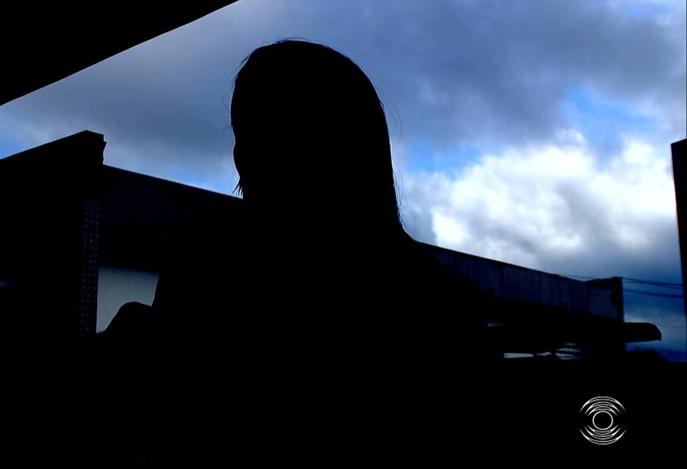 Mulher relata estupro após assalto, em Campina Grande; 'falava que ia me matar' — Foto: Reprodução/TV Paraíba