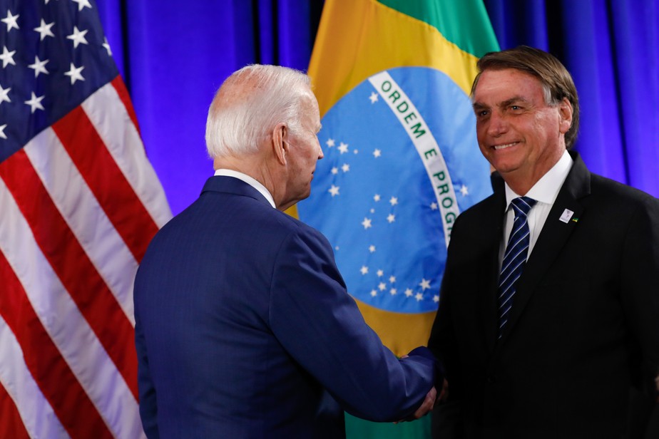 O presidente Jair Bolsonaro em reunião com Joe Biden em junho