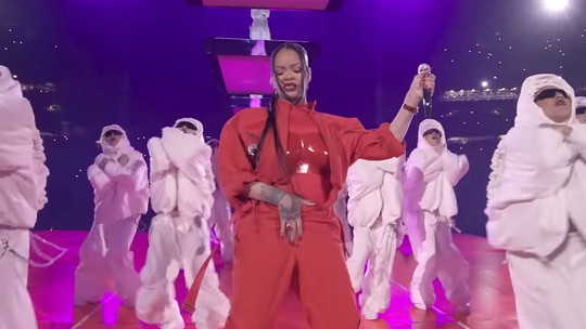 Show de Rihanna no Super Bowl gera reclamações a órgão regulador dos EUA