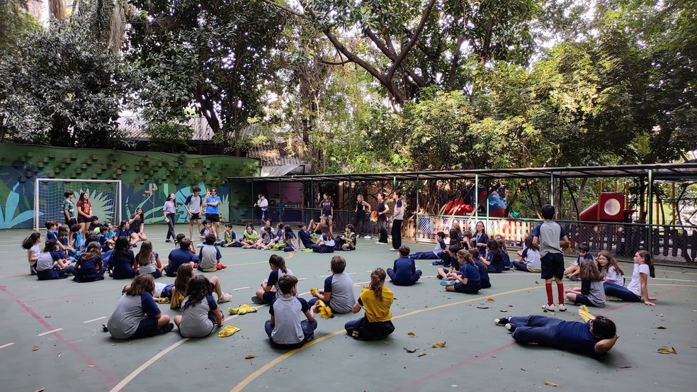Crianças participam de atividade na Stance Dual, escola bilíngue em São Paulo — Foto: Divulgação