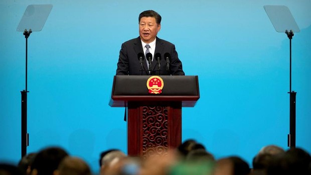 O presidente da China, Xi Jinping, durante discurso de abertura da cúpula dos Brics (Foto: Mark Schiefelbein / EFE)