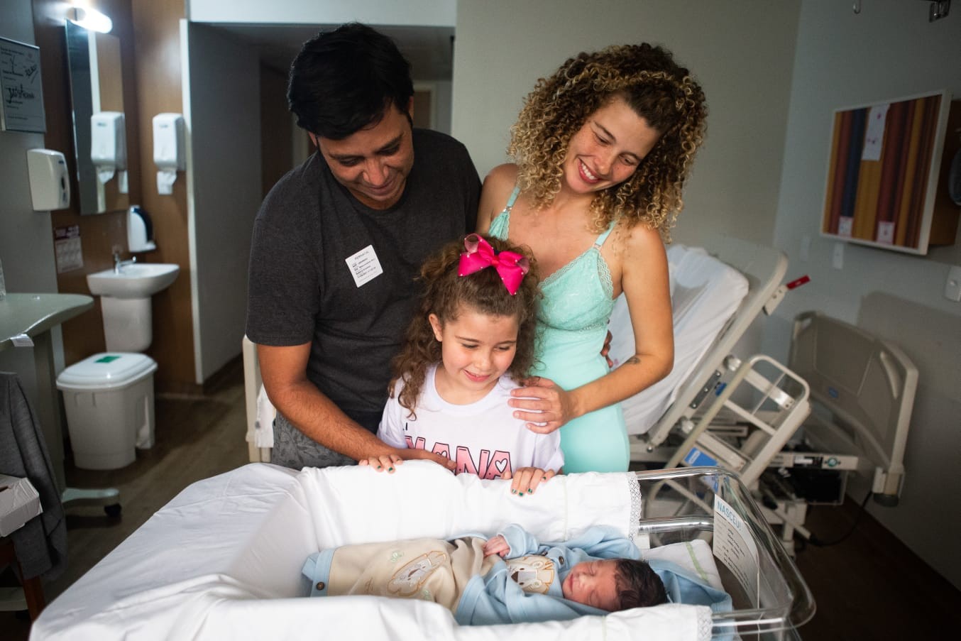 Debby Lagranha dá à luz Arthur, seu segundo filho  (Foto: Divulgação)