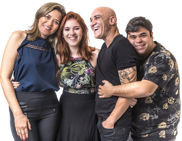Eva, Ana Clara, Ayrton e Jorginho (Foto: Globo/Paulo Belote)