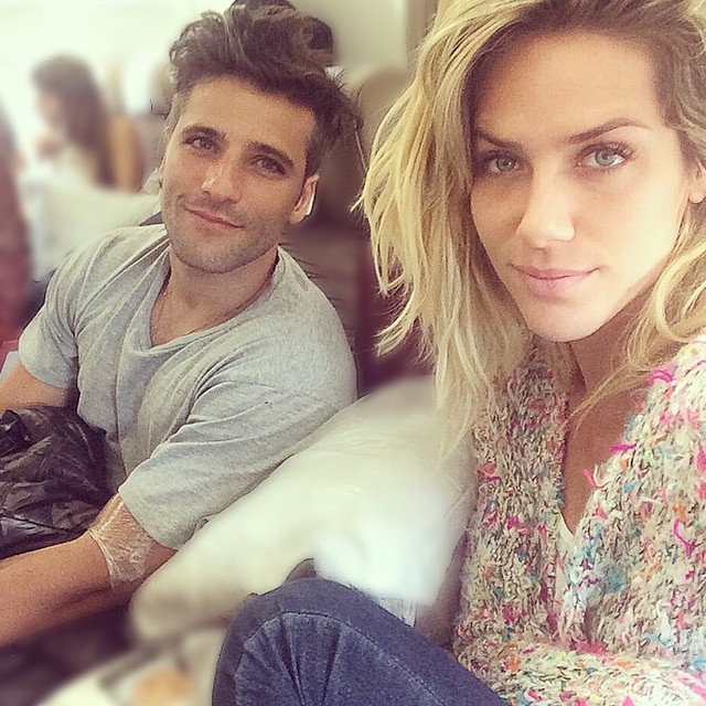 Com Cara De Sono Giovanna Ewbank E Bruno Gagliasso Postam Foto Em Avião Quem Quem News 