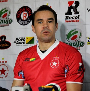 Adriano Louzada atacante Rio Branco (Foto: João Paulo Maia)