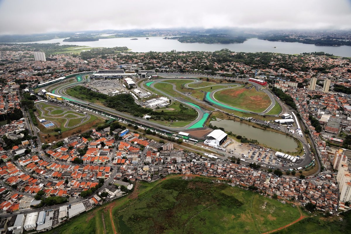 A Respeito Do Circuito De Interlagos Esteban