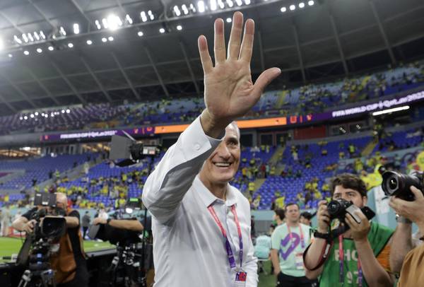 Flamengo admite pegar Bahia com Mário Jorge no banco caso contrate Tite até o fim de semana