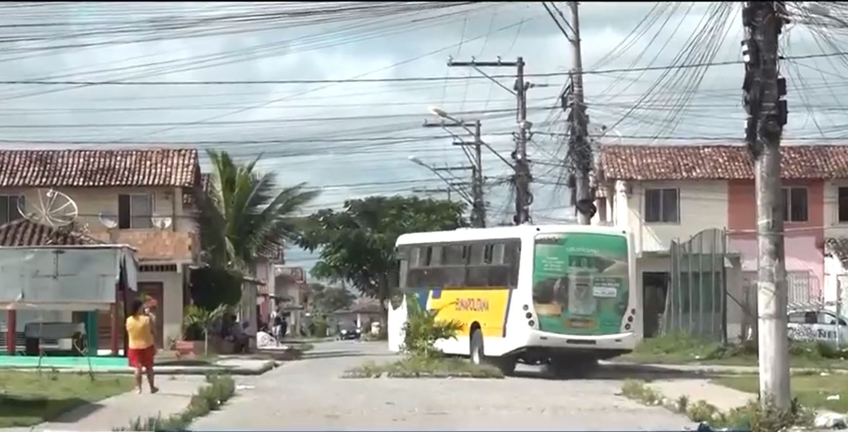 Tarifa de ônibus na cidade de Eunápolis, no extremo sul da Bahia, tem reajuste de R$0,50