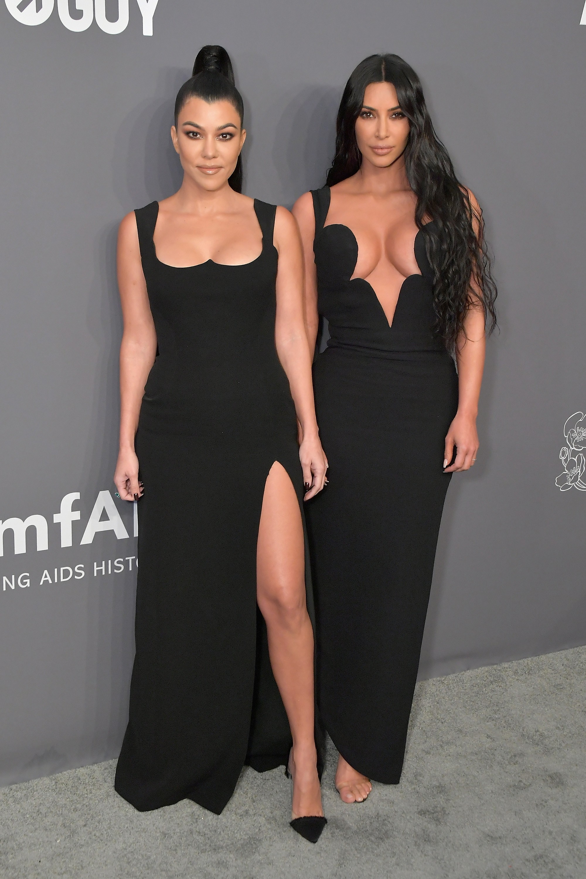 Kourtney Kardashian e Kim Kardashian (Foto: Getty Images)