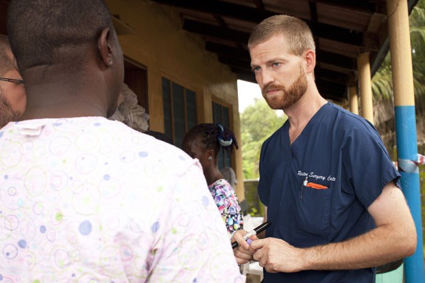 O médico americano Kent Brantly, que foi infectado pelo ebola na Libéria, em foto sem data (Foto: Joni Byker / SAMARITAN'S PURSE / AFP)
