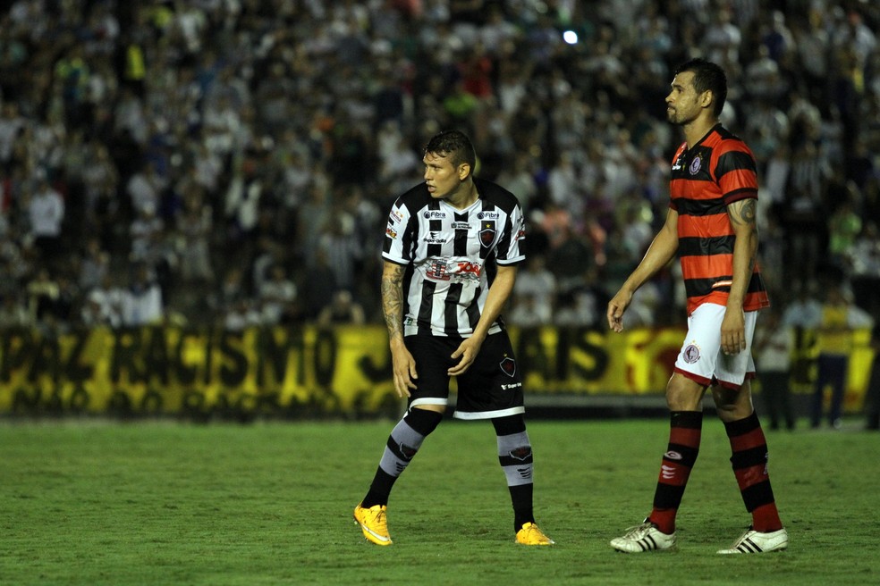 Com o novo regulamento, o Clássico Emoção entre Botafogo e Campinense não vai acontecer na primeira fase (Foto: Francisco França / Jornal da Paraíba)