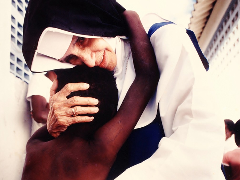 Irmã Dulce, a freira baiana que foi beatificada em 2010 e vai ser canonizada este ano  — Foto: Divulgação/ Osid