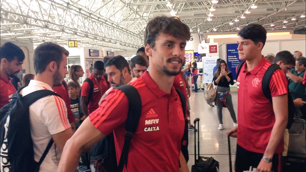 At&eacute; agora, Rodrigo Caio foi o &uacute;ncio refor&ccedil;o anunciado pelo Flamengo para 2019 &mdash; Foto: Thiago Lima