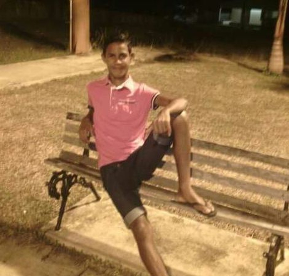 Vítima estava no quarto quando foi surpreendido por bandidos  (Foto: Arquivo da família )
