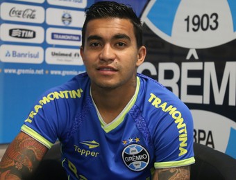 Dudu celebra confiança de Felipão e diz fazer esforço para ficar no Grêmio