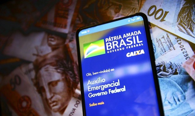 Aplicativo do Auxílio Emergencial (Foto: Marcelo Camargo/Agência Brasil)