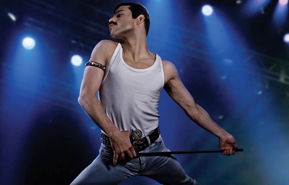 Rami Malek interpreta Freddie Mercury em 'Bohemian Rhapsody' — Foto: Divulgação
