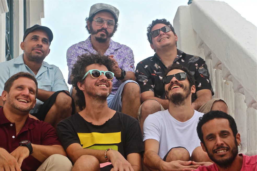 Banda pernambucana Academia da Berlinda anima prévia em Olinda chamada 