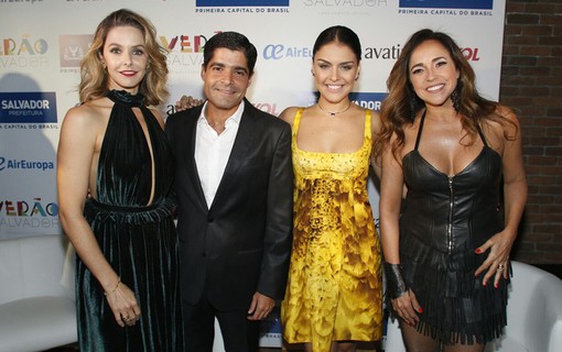 Bianca Rinaldi, o prefeito de Salvador, ACM Neto, Paloma Bernardi e Daniella Mercury